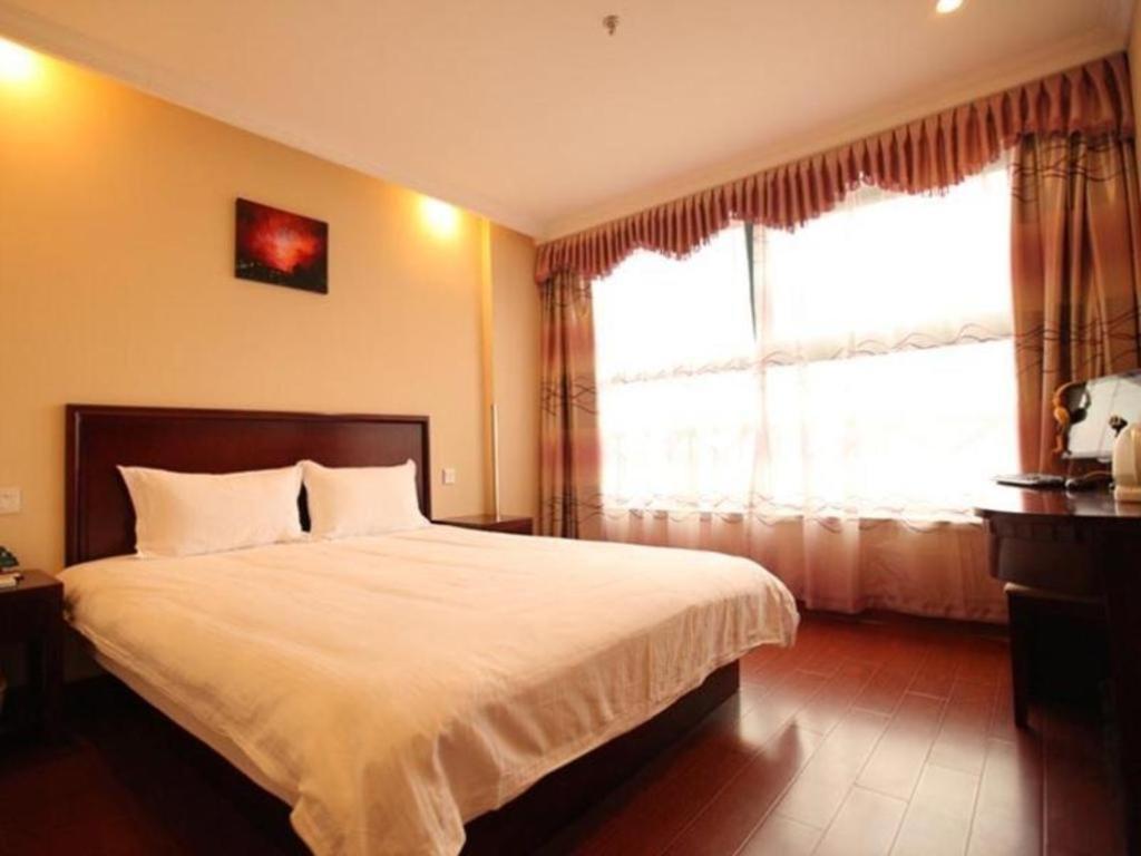Greentree Inn Suzhou Wujiang Zhenze Town Zhennan Road Express Hotel Dış mekan fotoğraf