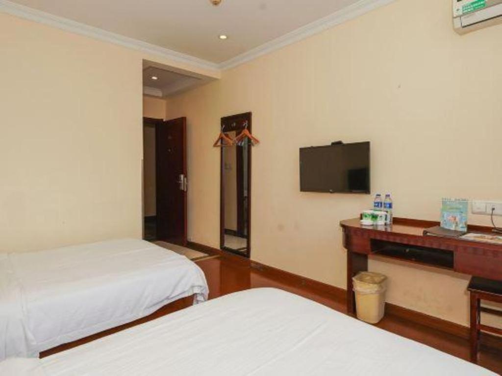 Greentree Inn Suzhou Wujiang Zhenze Town Zhennan Road Express Hotel Dış mekan fotoğraf