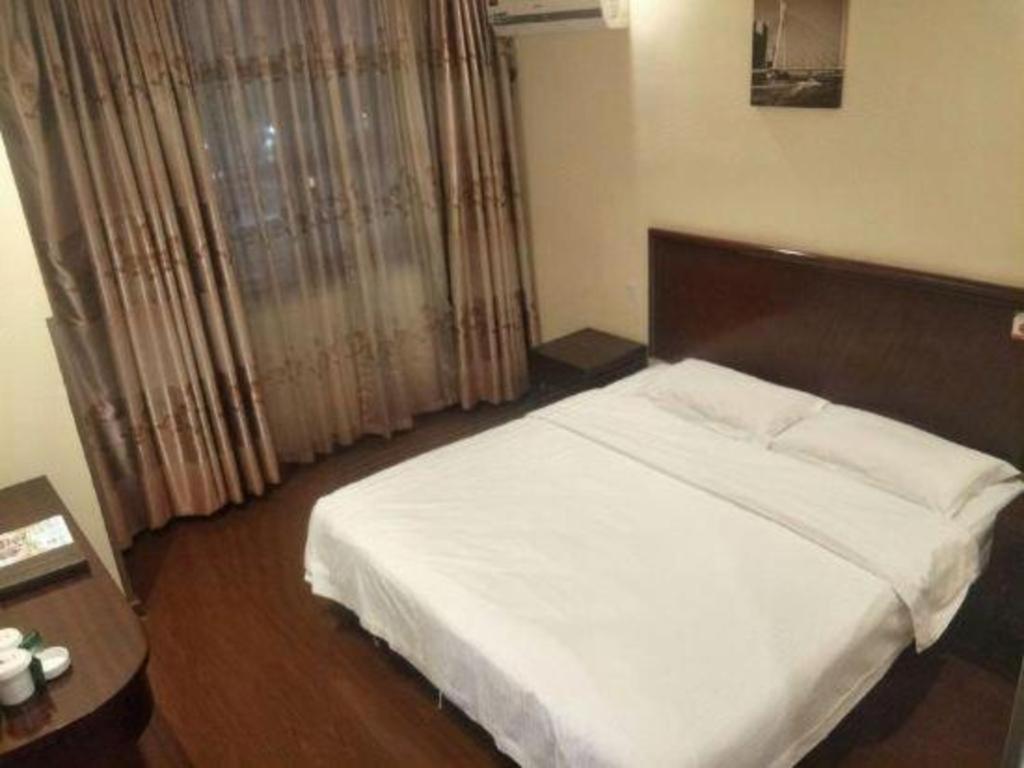 Greentree Inn Suzhou Wujiang Zhenze Town Zhennan Road Express Hotel Dış mekan fotoğraf