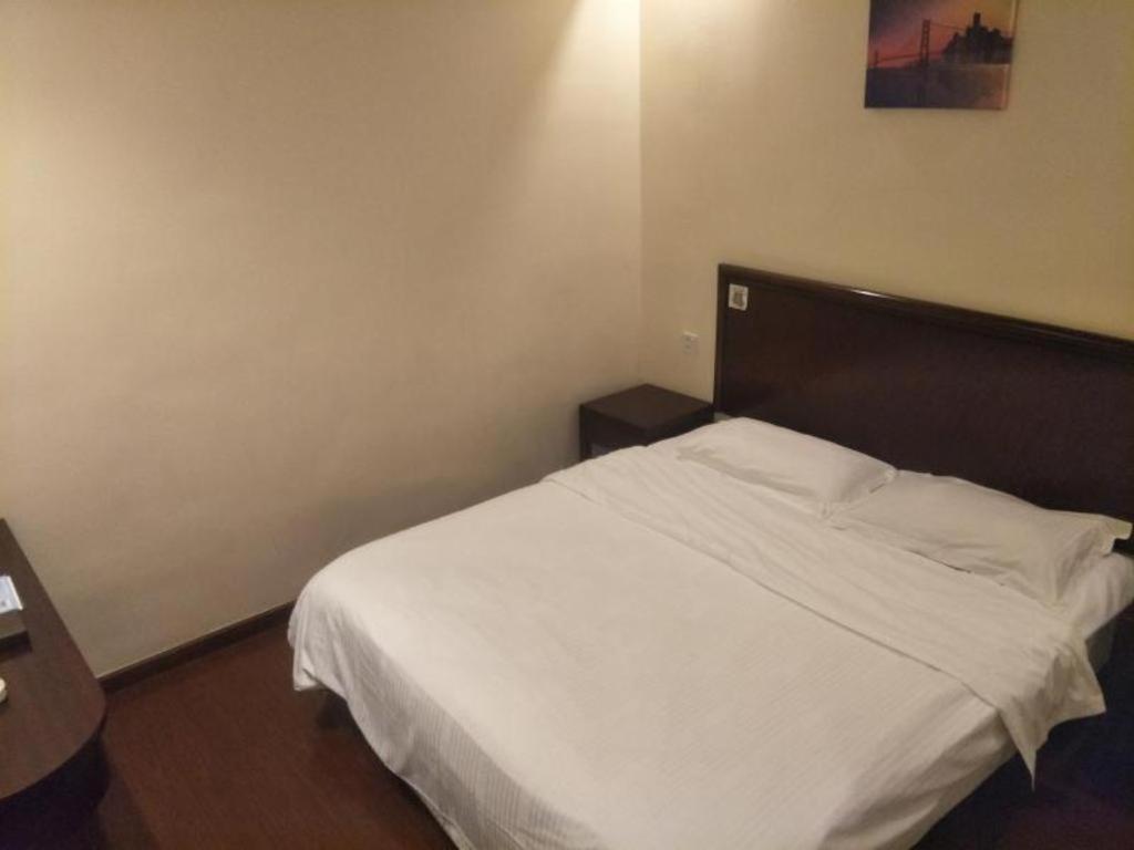 Greentree Inn Suzhou Wujiang Zhenze Town Zhennan Road Express Hotel Dış mekan fotoğraf